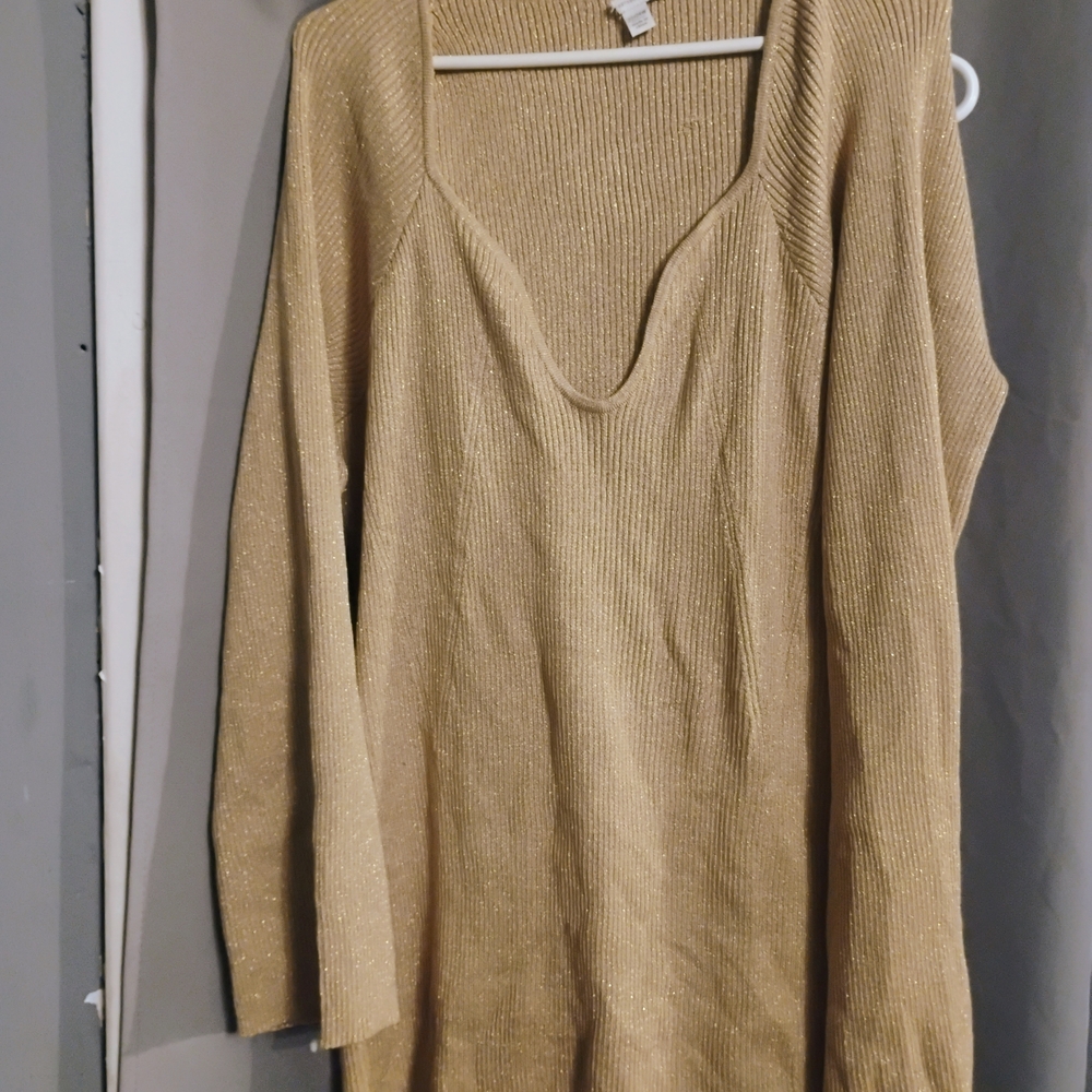 Elegant Gold Women's Sweater